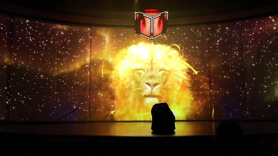 Royal Caribbean Edge — Lion Cube Edge 3