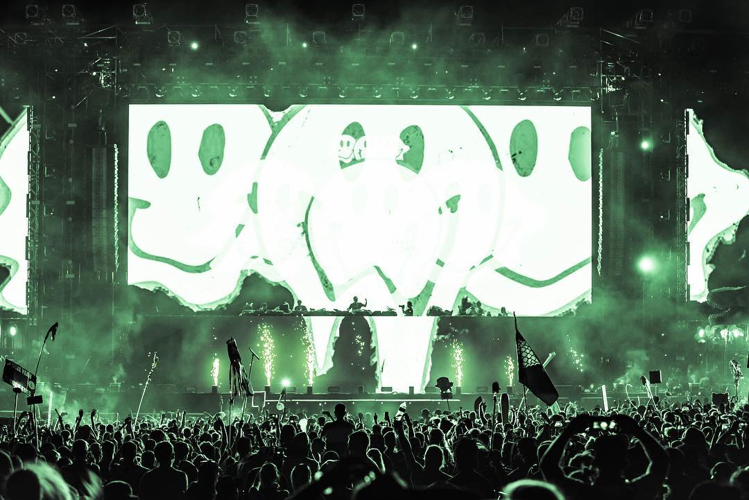 High-contrast Rusko visual on a wide LED wall