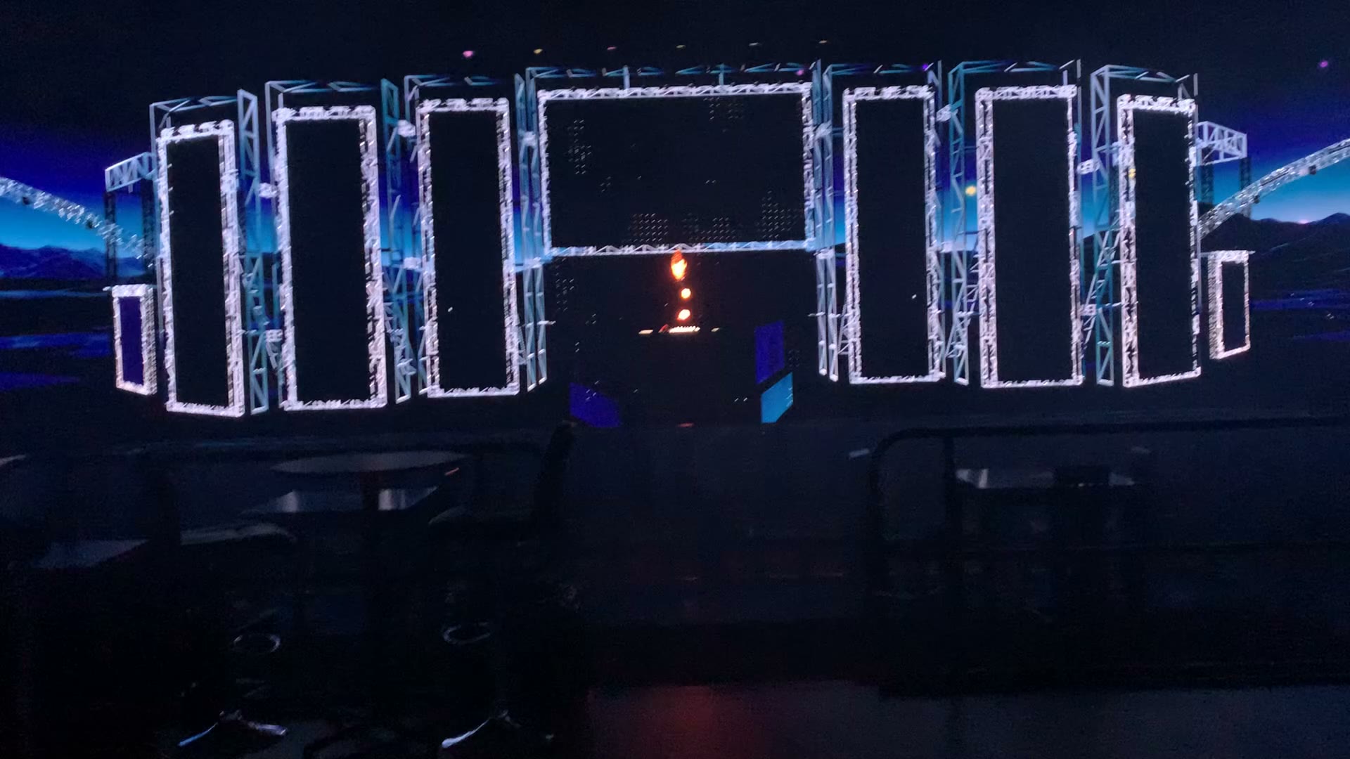 Animated virtual stage front view with KASKADE centered in the pentagon rig
